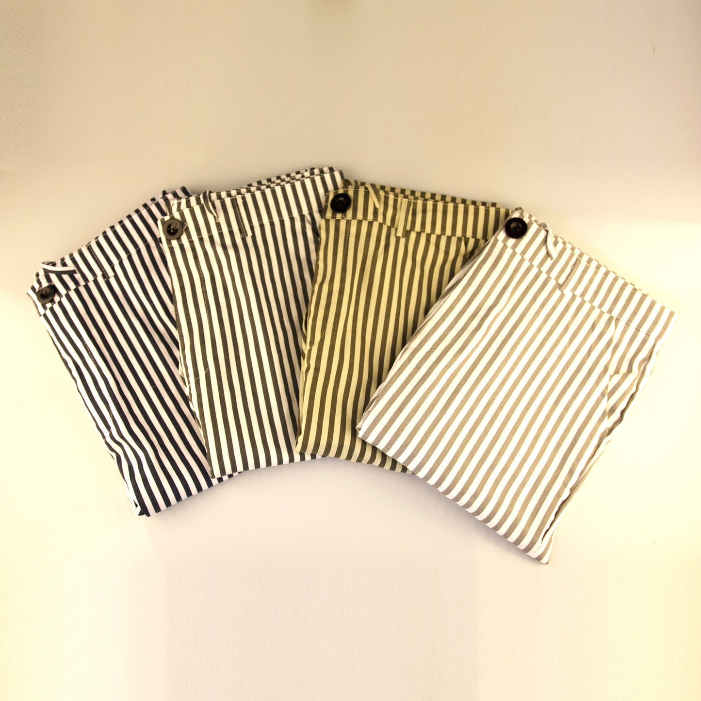 Small footed casual trousers lace up striped trousers