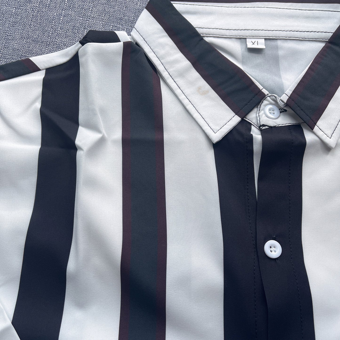 Clearance- Small Defect of Dyeing Spot on Collar