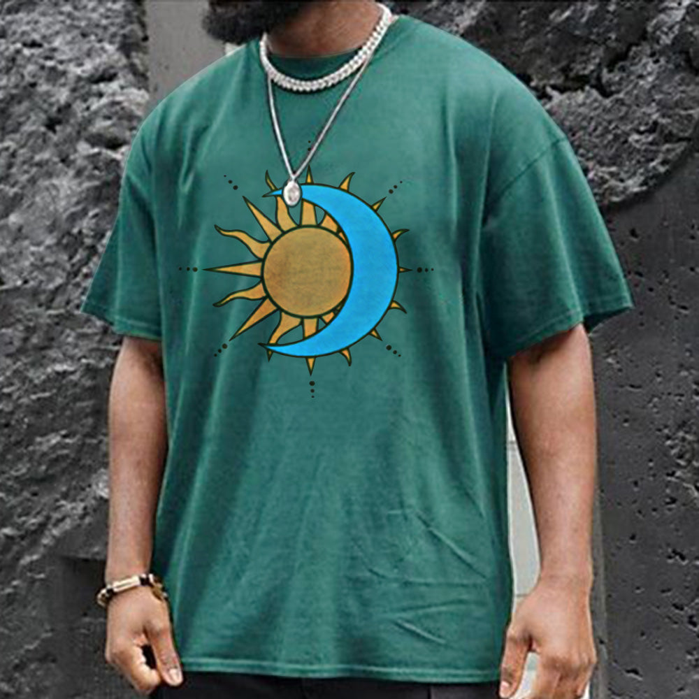 Sun and Moon Graphic Print Casual Men's T-Shirt