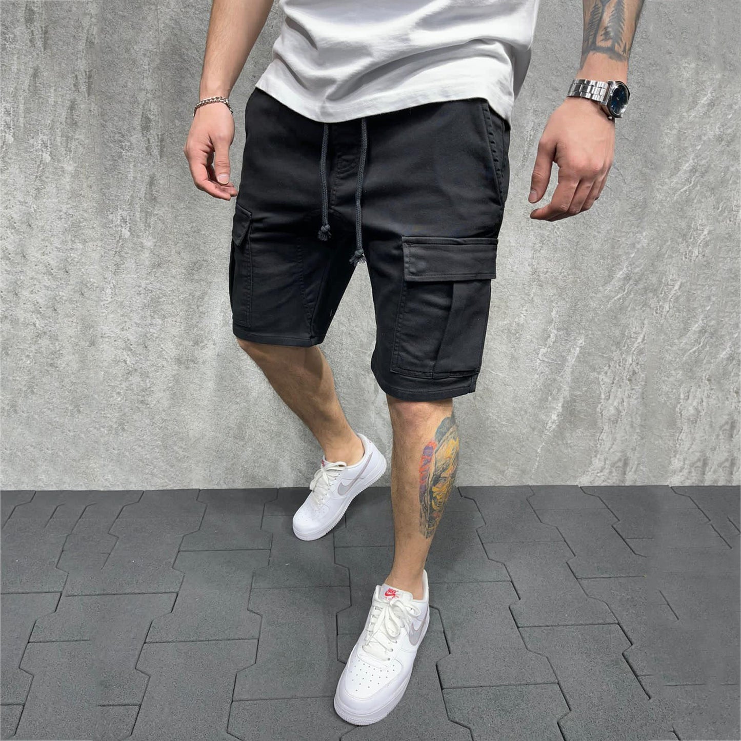 Personality Trendy Multi-pocket Workwear Loose Shorts